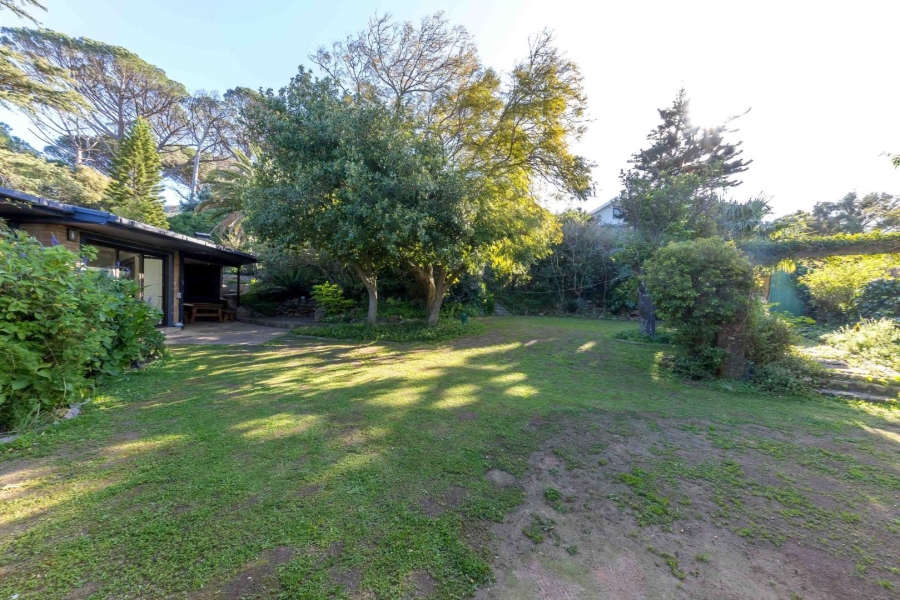 To Let 4 Bedroom Property for Rent in Tamboerskloof Western Cape